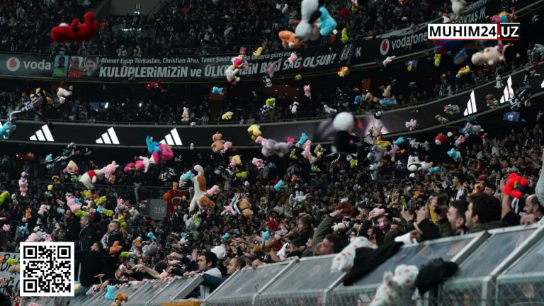 Turkiyadagi futbolda muxlislar zilzila qurbonlari uchun maydonga o’yinchoqlar uloqtirishdi