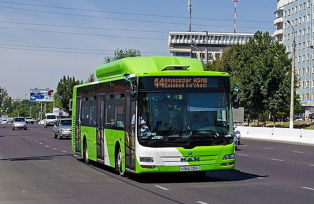 Avtobus yo‘lagida qoida buzish jarimasi oshirilmoqda