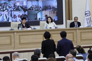 Sobiq vazir yangisini tanishtirdi – ta’lim tizimi muhokamasi