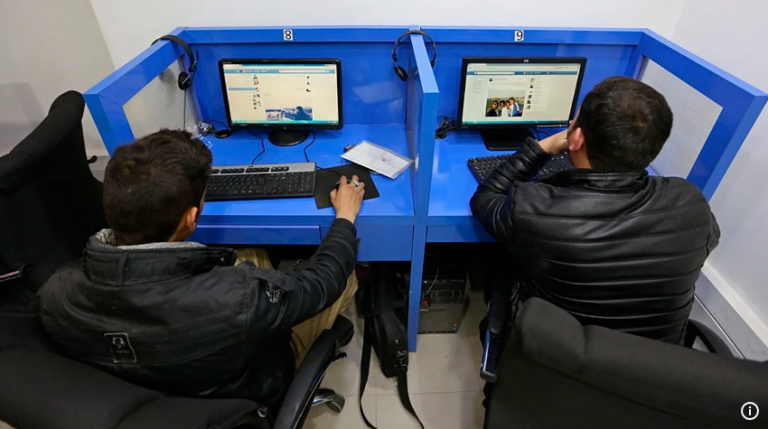 Tolibon “Axloqsizlikning oldini olish” vaji bilan internetni taqiqladi